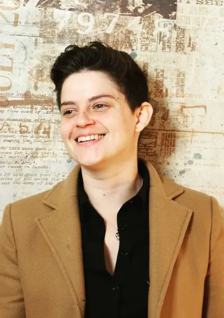 Louise from London, 32 years old, ready to meet for friendship