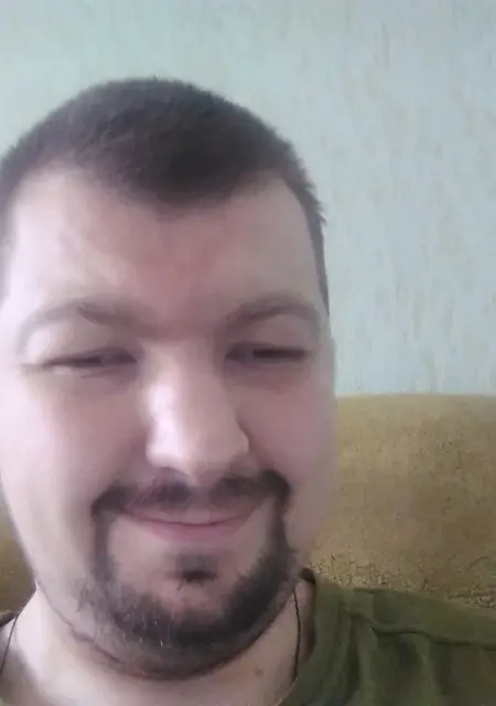 Я Анатолий, 34, из Славянска, ищу знакомства без обязательств