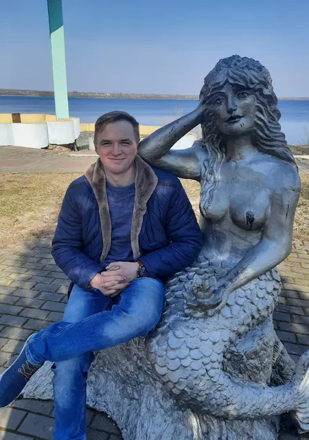 Я Евгений, 25, из Слонима, ищу знакомство для постоянных отношений