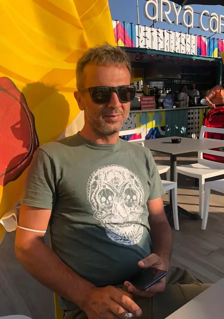 Serdar из Анкары, ищу на сайте вирта