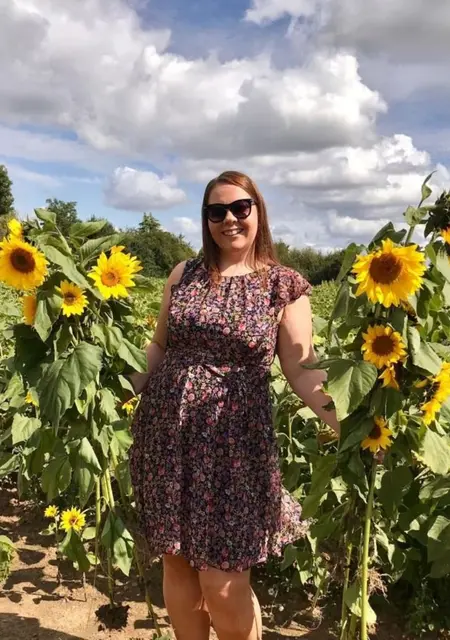 I'm Natalie, 34 from London, seeking connections