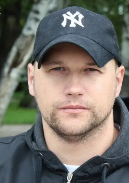 Я Алекс, 35 років, знайомлюсь на одну ніч у Лубни