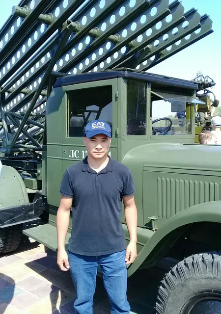 Я Yesbol, 33, знакомлюсь для постоянных отношений в Усть-Каменогорске