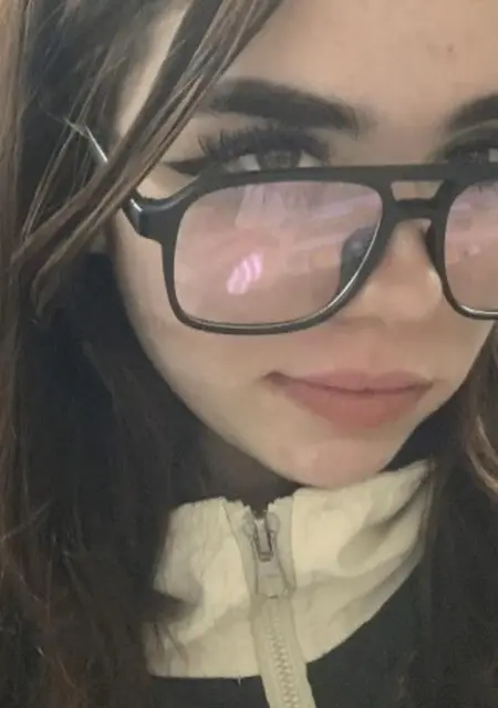 Я Льоля, 19, из Киева, ищу знакомства без обязательств