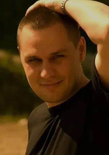 Андрей из Одессы, мне 43, познакомлюсь на одну ночь