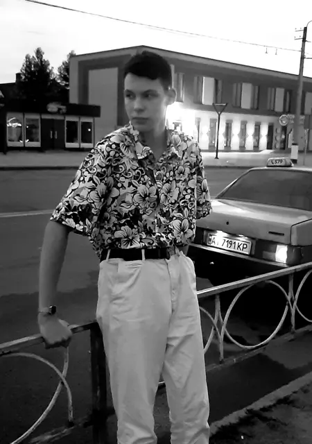 Я Иван, 20 років, знайомлюсь без зобов'язань у Білій Церкві