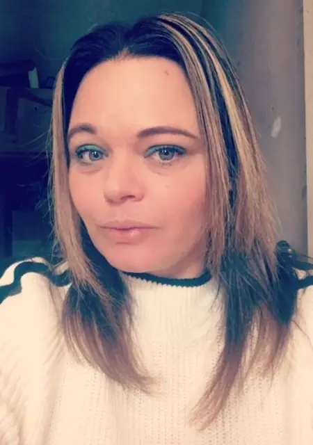 I'm Mandy, 45 from London, seeking connections