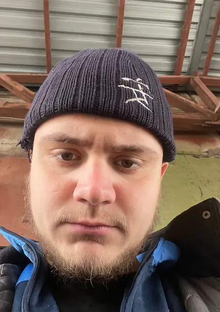 Данил из Кривого Рога, ищу на сайте постоянные отношения