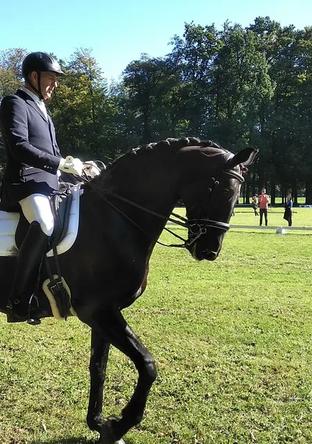 Я Армин, 53, знакомлюсь для постоянных отношений в Астане