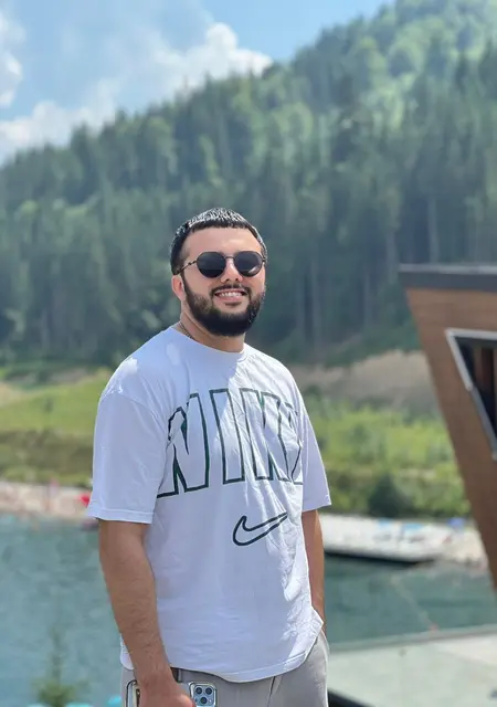 Я Ruslan, 32 років, знайомлюсь на одну ніч у Чернівцях