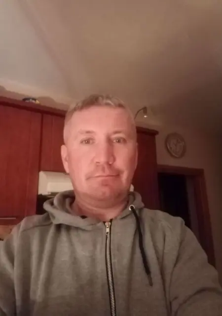 Szymon из Варшавы, мне 45, познакомлюсь