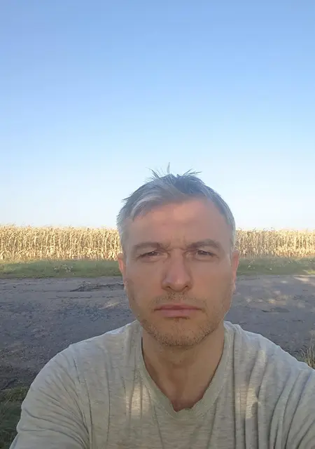 Игорь з Києва, шукаю на сайті приємне проведення часу