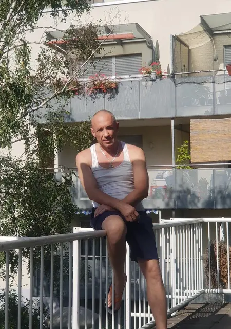 Я Dima, 48 років з Києва, шукаю знайомства на одну ніч