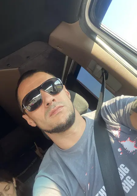 Я Сергей, 44, из Бухареста, ищу знакомство для общения