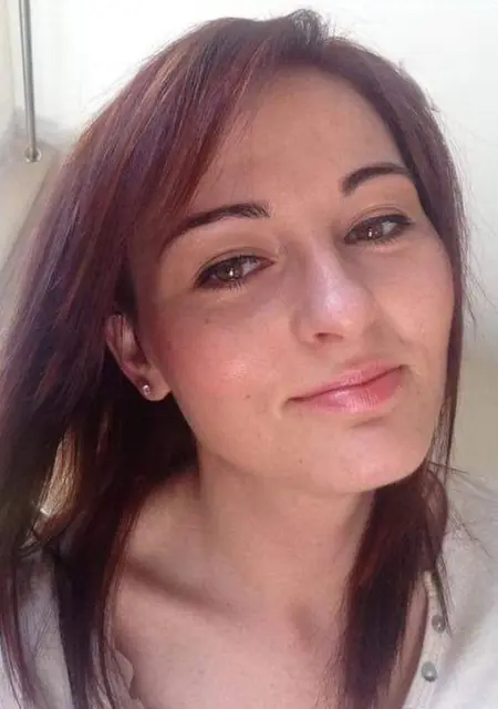 I'm Asis, 39 from London, seeking connections for traveling