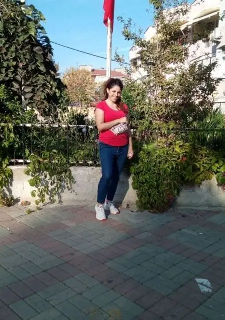 Selin из Стамбула, мне 33, познакомлюсь