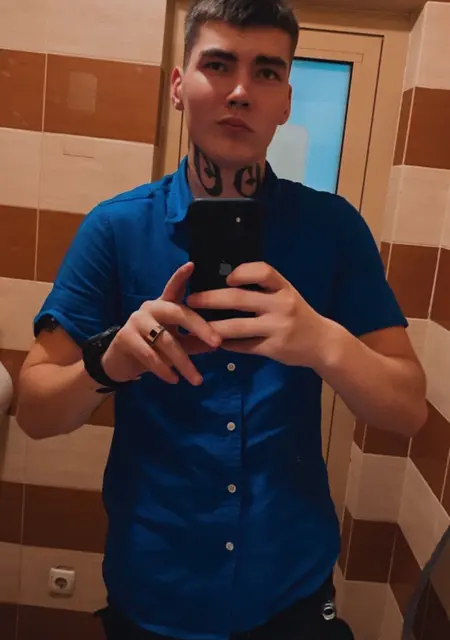 Олександр з Кривого Рогу, шукаю на сайті знайомства на одну ніч