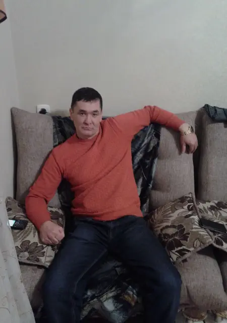 Туран из Костаная, мне 46, познакомлюсь на одну ночь