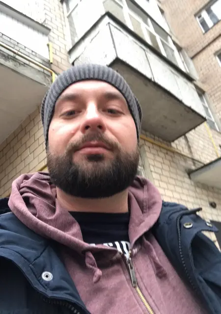 Я Богдан, 40 років, знайомлюсь для приємного проведення часу у Чернігові