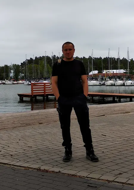 Сергій из Сум, ищу на сайте знакомства на одну ночь