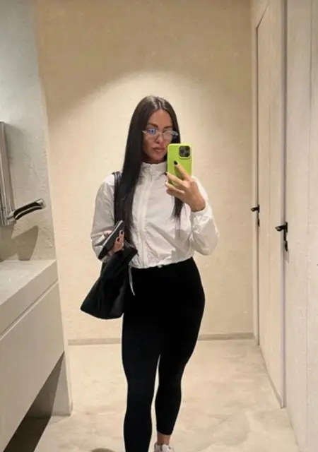 Ulia из Киева, мне 39, познакомлюсь без обязательств