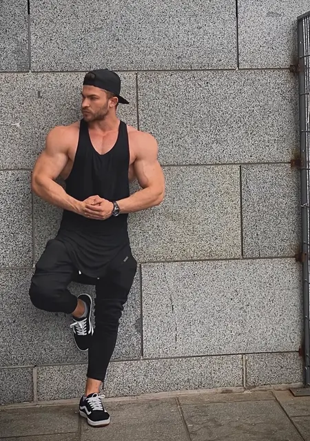 Я Aress, 33, из Киева, ищу знакомства без обязательств