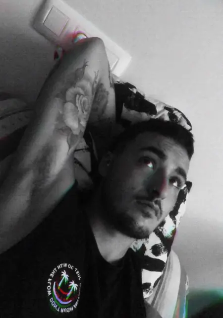 Soy Sito, 25 años de Orense, busco conocer gente para lío de una noche