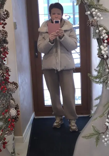 Лилия из Донецка, мне 61, познакомлюсь для постоянных отношений