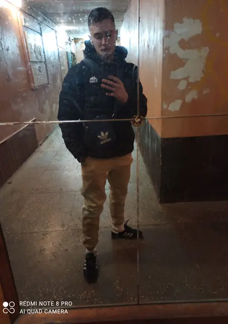 Я Антуан, 27, из Новомосковска, ищу знакомство для совместных путешествий