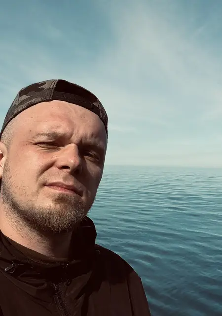 Алексей из Франкфурта-на-майне, мне 38, познакомлюсь на одну ночь