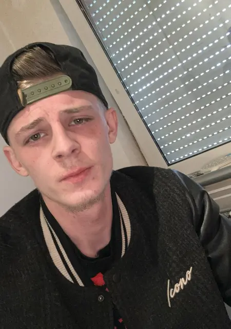 Tammo из Ноттульн, ищу на сайте постоянные отношения