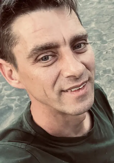 Тарас из Киева, мне 36, познакомлюсь на одну ночь