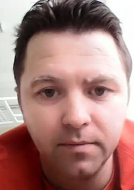 Я Marek, 43, знакомлюсь в Варшаве