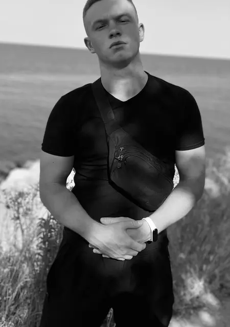 Максим з Ізмаїл, мені 22 років, познайомлюсь без зобов'язань