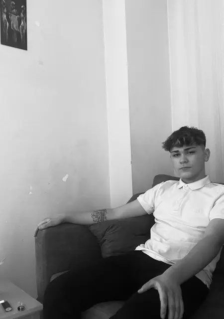 Doguss из Анталии, мне 24, познакомлюсь для вирта