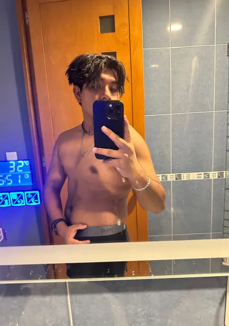 César из Мехико, ищу на сайте знакомства на одну ночь