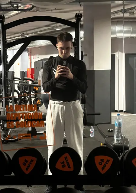 Soy Torken, 20 años, conociéndome para lío de una noche en Valencia