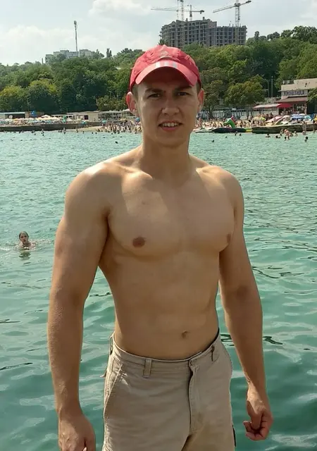 Yaroslav з Вінниці, мені 32 років, познайомлюсь без зобов'язань