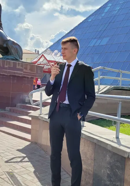 Егор из Могилёва, ищу на сайте постоянные отношения