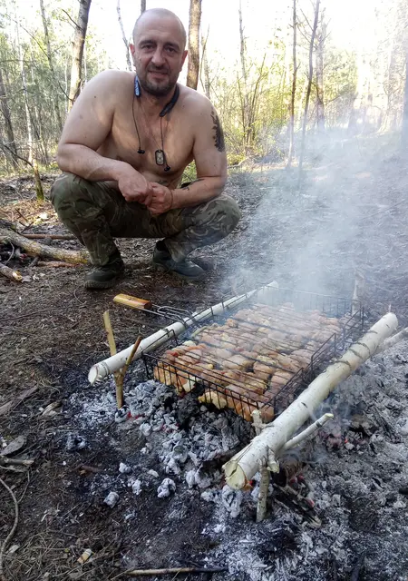 Я Олег, 45 років, знайомлюсь без зобов'язань у Запоріжжі