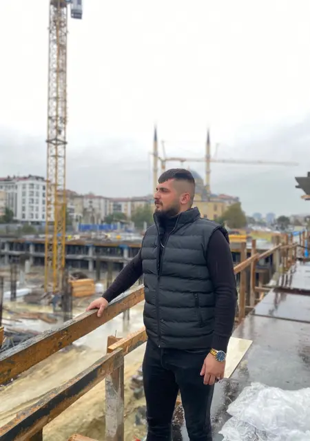 Samet из Анкары, мне 29, познакомлюсь на одну ночь