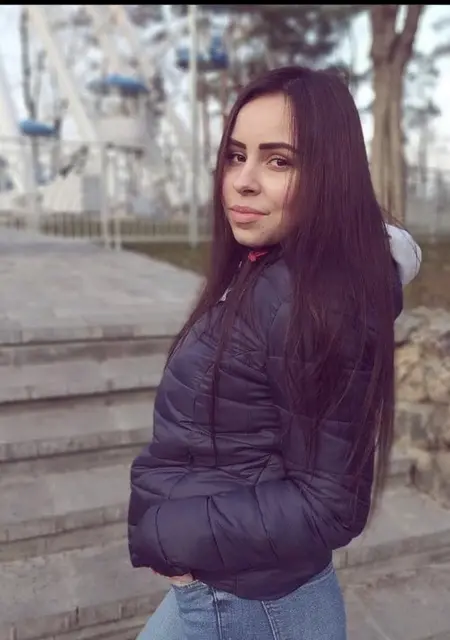 Я Настя, 25 років з Черкаси, шукаю знайомство для вірт