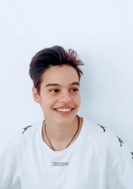 Soy Clauu, 24 años, conociéndome para chatear en Los Palacios y Villafranca