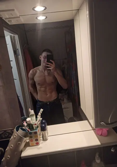 Nikita из Бреста, мне 23, познакомлюсь для вирта