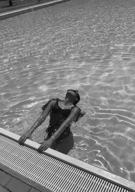 Я Мика, 23, из Бишкека, ищу знакомства без обязательств