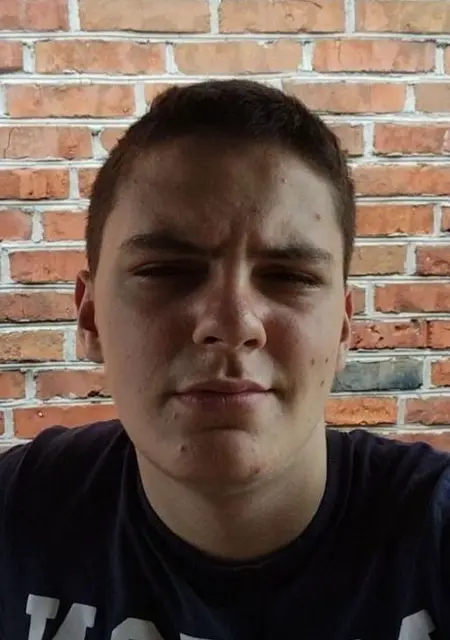 Я Michal, 20, из Варшавы, ищу знакомство