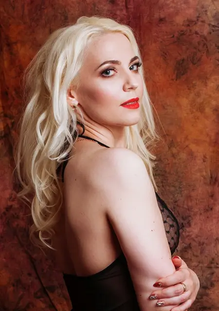 Юлия из Витебска, ищу на сайте приятное времяпровождение