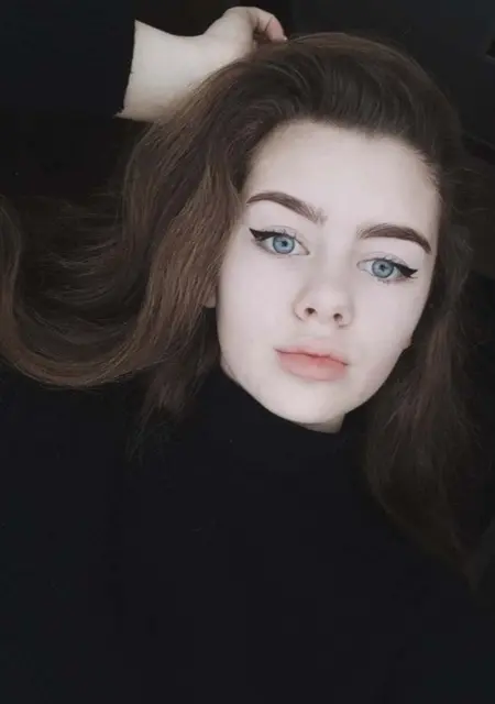 Таня з Вінниця, шукаю на сайті знайомства без зобов'язань