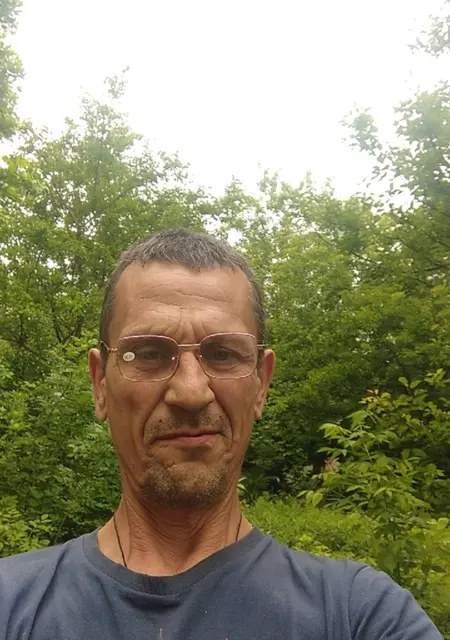 Я Гена, 53 років, знайомлюсь без зобов'язань у Донецьку