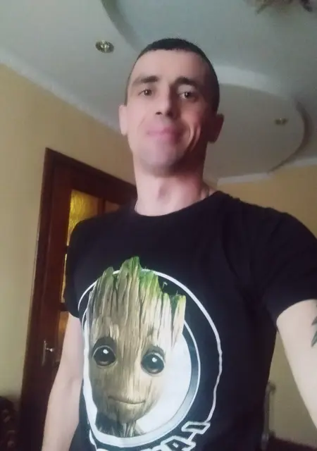 Володимир з Червонограда, шукаю на сайті знайомства на одну ніч